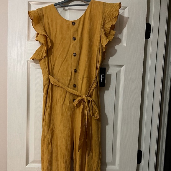 NWT Lulu's Sunny Day Dreamer Yellow Ruffled Button-Front Jumpsuit L - Picture 5 of 12